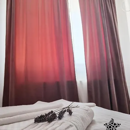 Ahora Apartment *